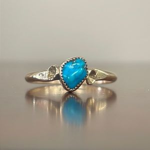 14K Yellow Gold Turquoise Ring Size 7.25
